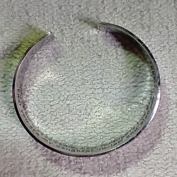 Silvertone cuff bracelet daughter in law - Picture 5 of 7